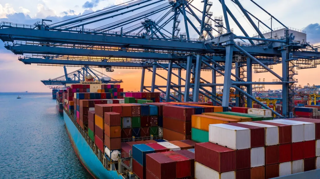 The import and export volume of goods has grown strongly, and the shipping market is hot!